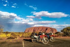 Ayers Rock is nice but also very crowded